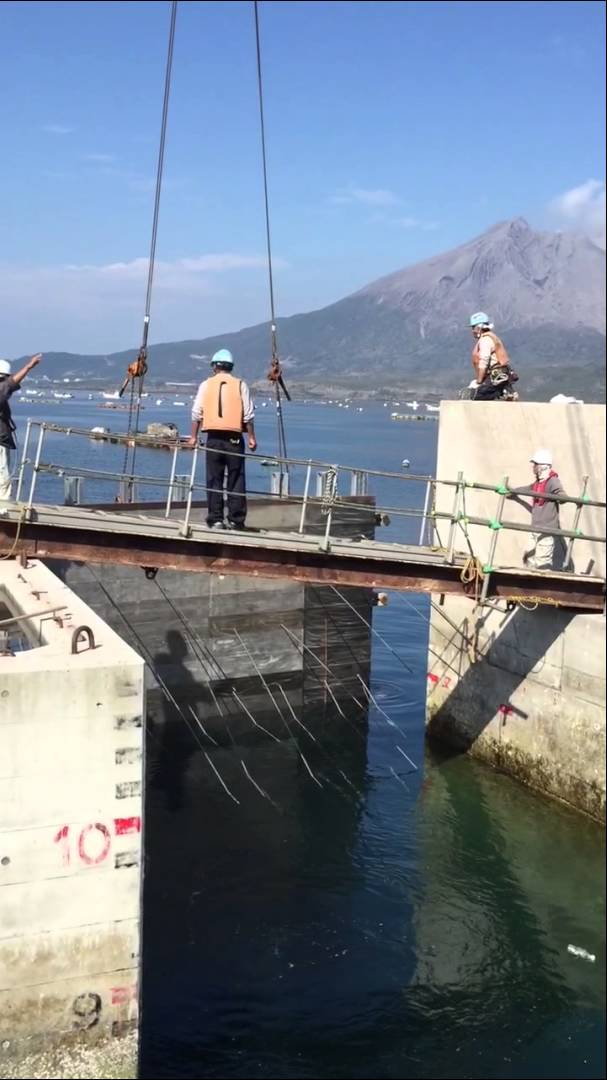 水中コンクリートセパレスフォーム打設